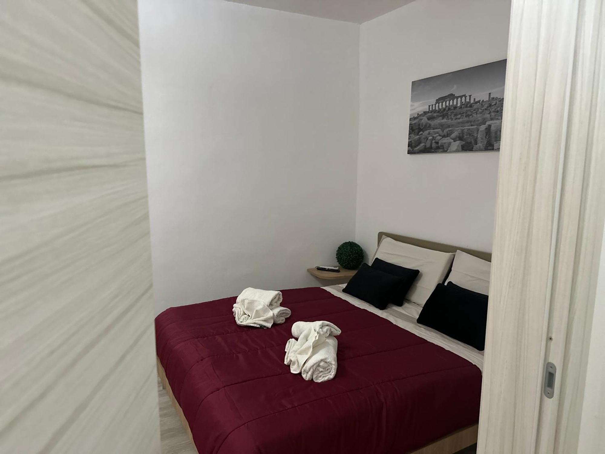 Centro-Archimede Rooms Castelvetrano Bagian luar foto