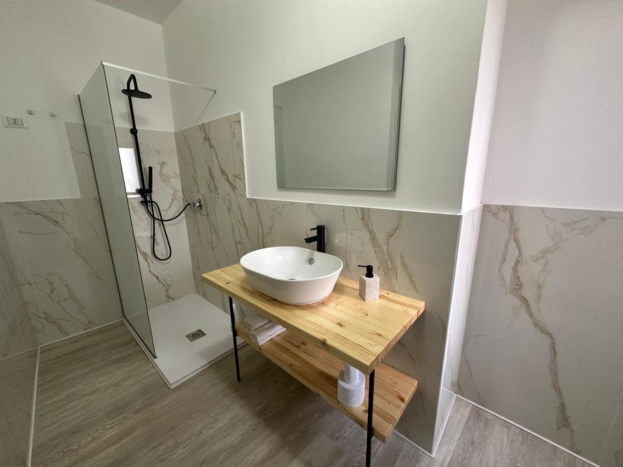 Centro-Archimede Rooms Castelvetrano Bagian luar foto